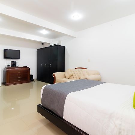 Hotel Ayenda 1132 Copiclub Ibagué Esterno foto