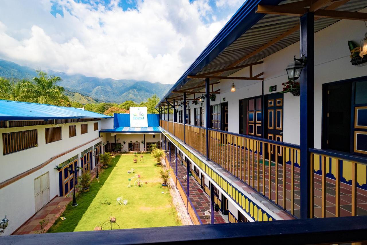 Hotel Ayenda 1132 Copiclub Ibagué Esterno foto